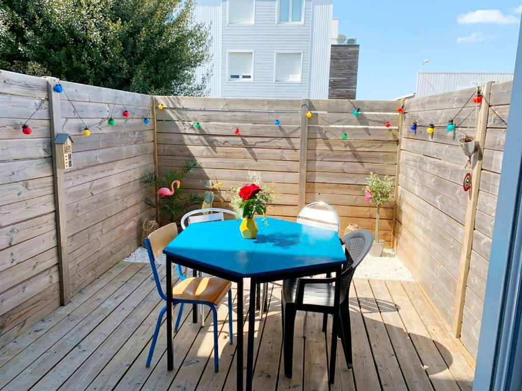 Studio Avec Terrasse Tout Pres Du Vieux Port La Rochelle  Exterior photo